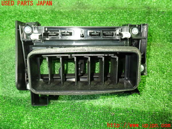 1UPJ-9237077526]セレナ(C28)エアコン吹き出し口1 中古_2