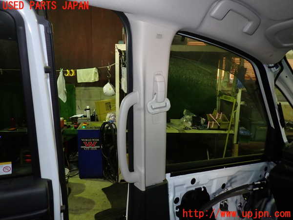 1UPJ-9237077670]セレナ(C28)左センターピラートリム 中古_2