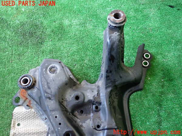 1UPJ-9237085285]アルファード(GGH20W)フロントメンバー 中古_2