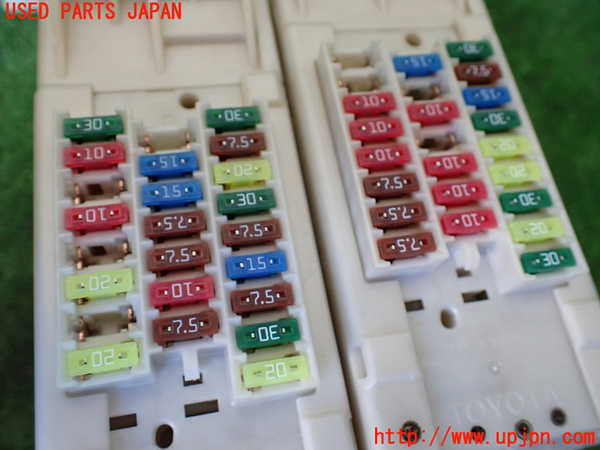 1UPJ-9237086743]アルファード(GGH20W)ヒューズボックス3 中古_2