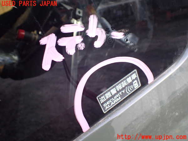 1UPJ-9237091380]ジムニー(JB64W)右クォーターガラス 中古 CENTRAL M260 43R-008557_2