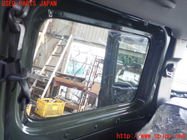 1UPJ-9237091382]ジムニー(JB64W)左クォーターガラス 中古 CENTRAL M260 43R-008557_2