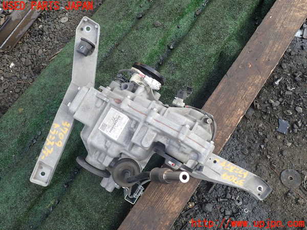 1UPJ-9237093300]ジムニー(JB64W)トランスファー 中古_2