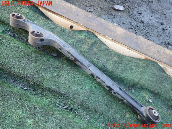 1UPJ-9237095176]ジムニー(JB64W)右フロントロアアーム1 ジャンク_2