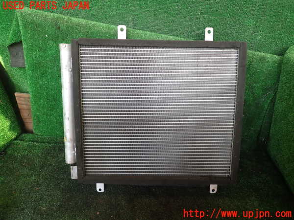 1UPJ-9237096031]ジムニー(JB64W)エアコンコンデンサー1 中古_2