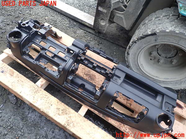 1UPJ-9237097505]ジムニー(JB64W)ダッシュボード 中古_4