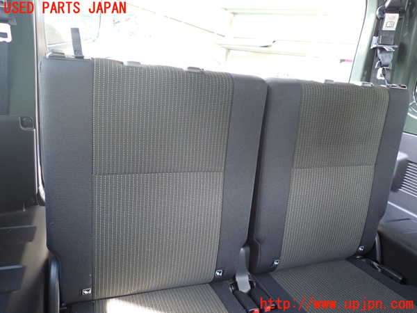1UPJ-9237097385]ジムニー(JB64W)リアシート 中古_2