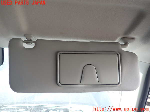 1UPJ-9237097625]ジムニー(JB64W)室内サンバイザー右側 中古_2