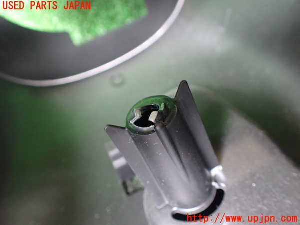 1UPJ-9237097905]ジムニー(JB64W)コラムカバー 中古_4