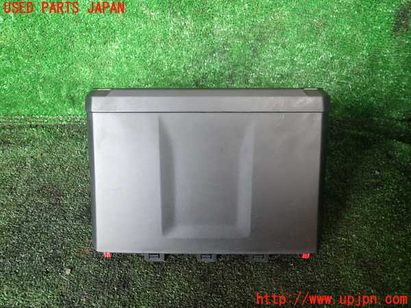 1UPJ-9237097692]ジムニー(JB64W)内装トリム類2 中古_2