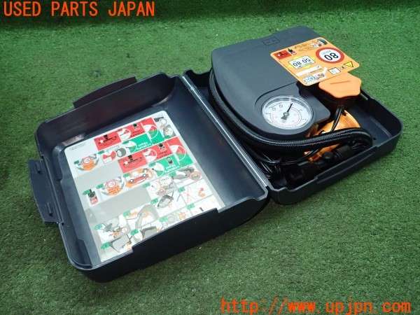 3UPJ=9237100625]キックス X(P15)純正 パンク修理キット エアコンプレッサーのみ 中古_3
