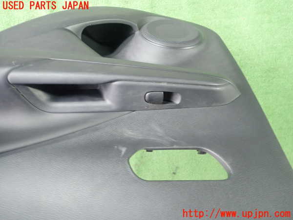 1UPJ-9237101294]キックス(P15)右後ドア内張り 中古_2