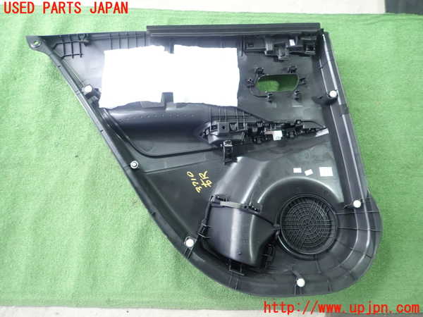 1UPJ-9237101294]キックス(P15)右後ドア内張り 中古_3
