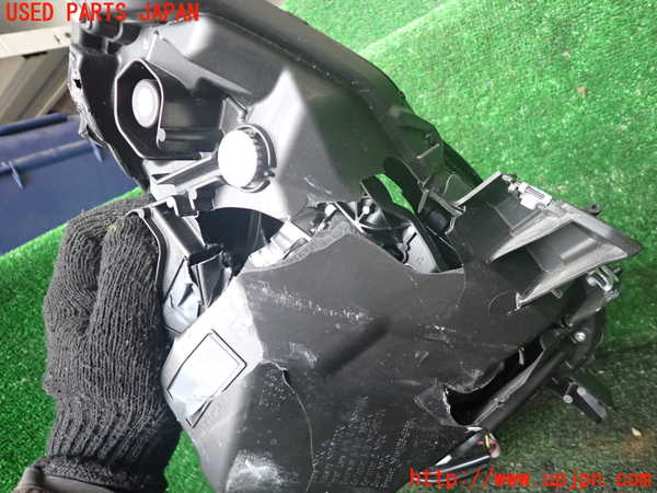 1UPJ-9237111130]GR86(BRZ)(ZN8)右ヘッドライト LED ジャンク_3
