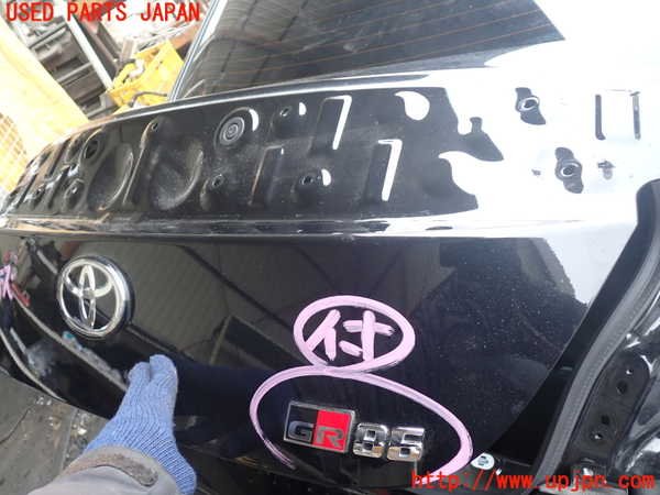 1UPJ-9237111500]GR86(BRZ)(ZN8)トランク 中古_3