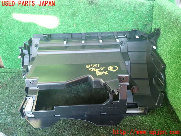 1UPJ-9237117517]GR86(BRZ)(ZN8)グローブボックス2 中古_2