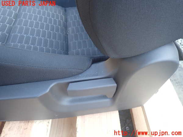 1UPJ-9237117065]GR86(BRZ)(ZN8)助手席シート 中古_4