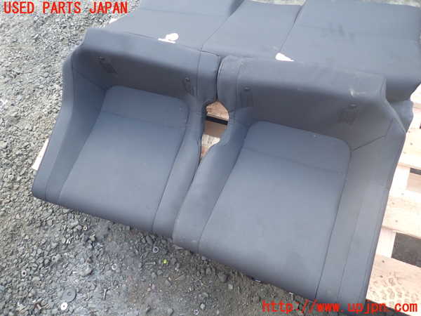 1UPJ-9237117385]GR86(BRZ)(ZN8)リアシート 中古_3
