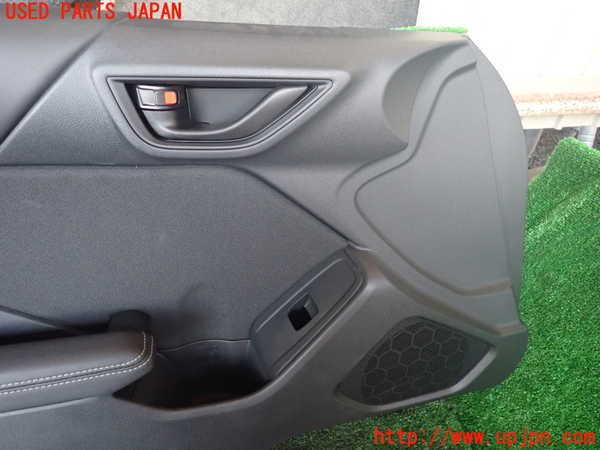 1UPJ-9237111264]GR86(BRZ)(ZN8)左ドア内張り 中古_2