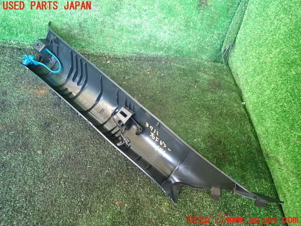 1UPJ-9237117655]GR86(BRZ)(ZN8)右フロントピラートリム 中古_2