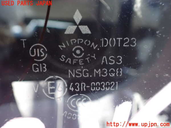 1UPJ-9237121382]パジェロ(V98W)左クォーターガラス 中古 NSG M3Q8 43R-003021_4