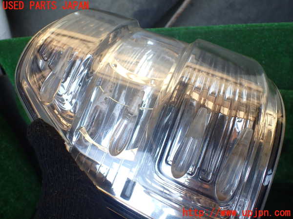 1UPJ-9237121536]パジェロ(V98W)左テールランプ 中古_2