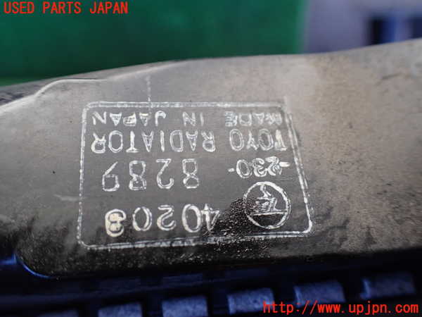 1UPJ-9237122321]パジェロ(V98W)ラジエーター1 中古_5