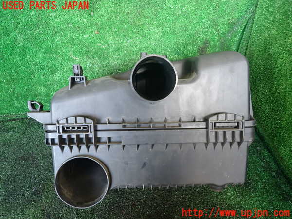 1UPJ-9237122560]パジェロ(V98W)エアクリーナーボックス 中古_2