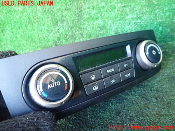 1UPJ-9237126066]パジェロ(V98W)エアコンスイッチ1 中古_2