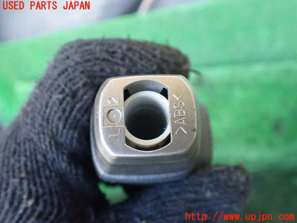 1UPJ-9237127570]パジェロ(V98W)シフトノブ 中古_4