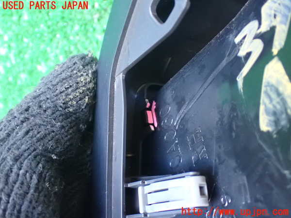 1UPJ-9237127527]パジェロ(V98W)エアコン吹き出し口2(右) 中古_4