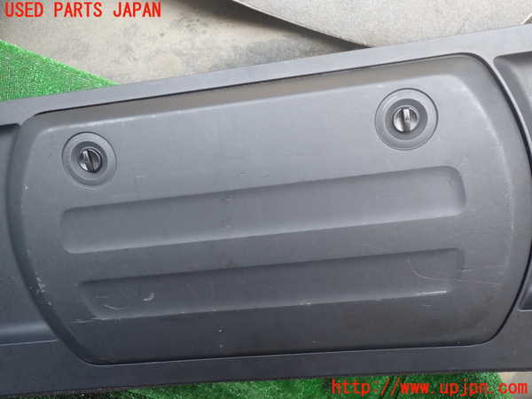 1UPJ-9237121578]パジェロ(V98W)バックドア内張り 中古_2