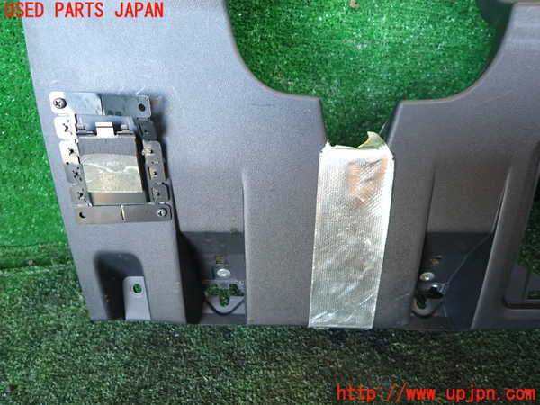 1UPJ-9237127691]パジェロ(V98W)内装トリム類1 中古_4