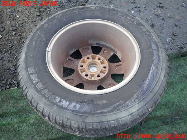 1UPJ-9237129038]パジェロ(V98W)タイヤ　ホイール　1本③ 265/65R17 中古_4