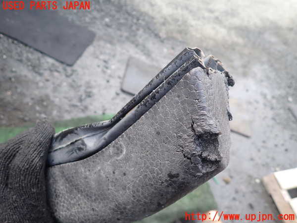 1UPJ-9237131014]ヴォクシー(ノア)(ZRR80W)フロントバンパーホースメント 中古_3