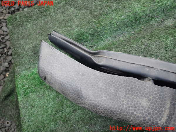 1UPJ-9237131014]ヴォクシー(ノア)(ZRR80W)フロントバンパーホースメント 中古_4