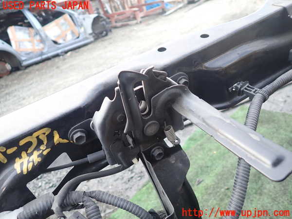 1UPJ-9237131040]ヴォクシー(ノア)(ZRR80W)アッパーコアサポート 中古_2