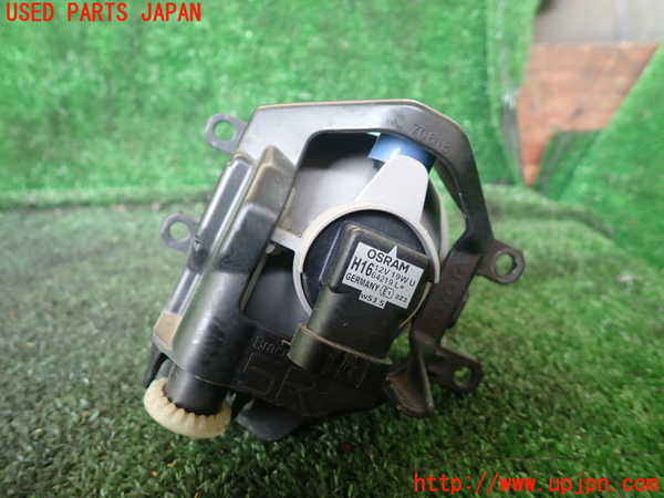 1UPJ-9237131180]ヴォクシー(ノア)(ZRR80W)右フォグ 中古_3