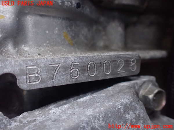 1UPJ-9237132010]ヴォクシー(ノア)(ZRR80W)エンジン 3ZR-FAE 中古_4