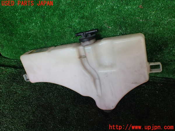 1UPJ-9237132410]ヴォクシー(ノア)(ZRR80W)ラジエータータンク 中古_2