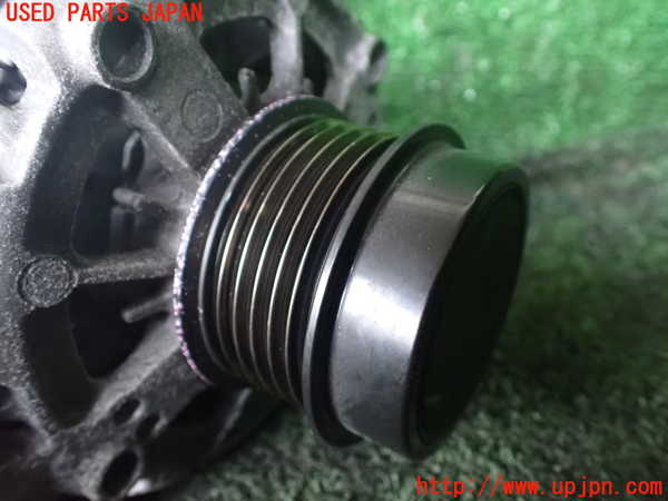 1UPJ-9237136015]ヴォクシー(ノア)(ZRR80W)オルタネーター(ダイナモ) 中古_3