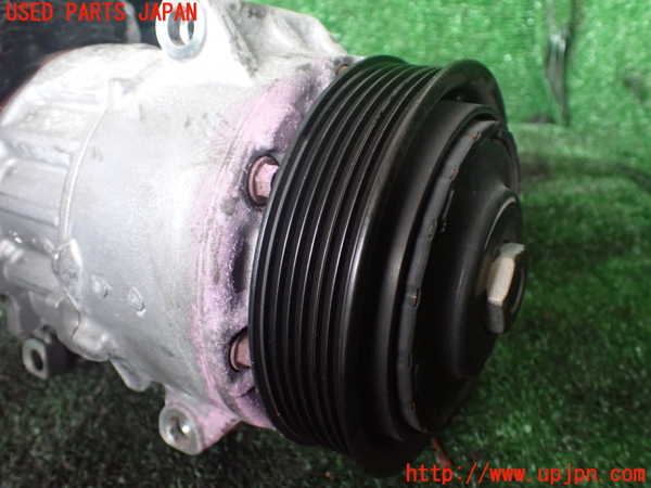 1UPJ-9237136025]ヴォクシー(ノア)(ZRR80W)エアコンコンプレッサー 中古_3