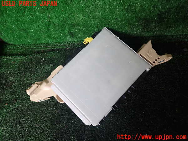 1UPJ-9237136743]ヴォクシー(ノア)(ZRR80W)ヒューズボックス3 中古_2