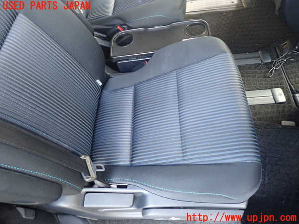 1UPJ-9237137145]ヴォクシー(ノア)(ZRR80W)右2列目シート 中古_3