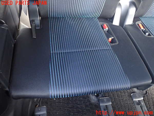 1UPJ-9237137235]ヴォクシー(ノア)(ZRR80W)右3列目シート 中古_3