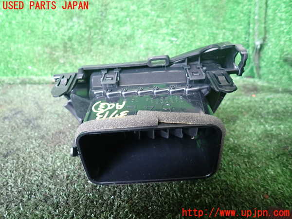 1UPJ-9237137528]ヴォクシー(ノア)(ZRR80W)エアコン吹き出し口3 (左) 中古_2