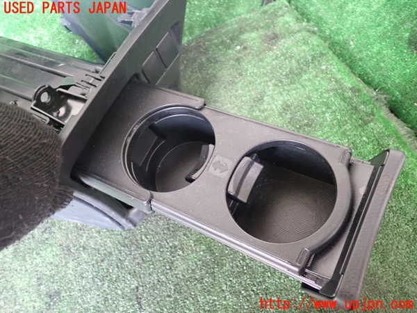 1UPJ-9237137549]ヴォクシー(ノア)(ZRR80W)コンソール 中古_2