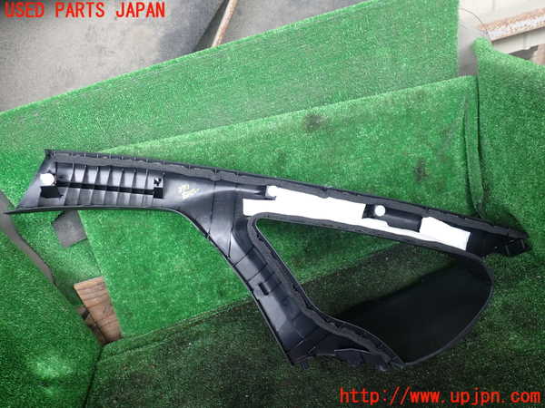 1UPJ-9237137655]ヴォクシー(ノア)(ZRR80W)右フロントピラートリム 中古_2