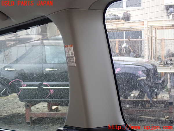 1UPJ-9237137675]ヴォクシー(ノア)(ZRR80W)右リアピラートリム 中古_2