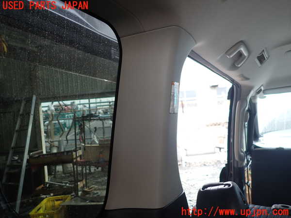 1UPJ-9237137680]ヴォクシー(ノア)(ZRR80W)左リアピラートリム 中古_2